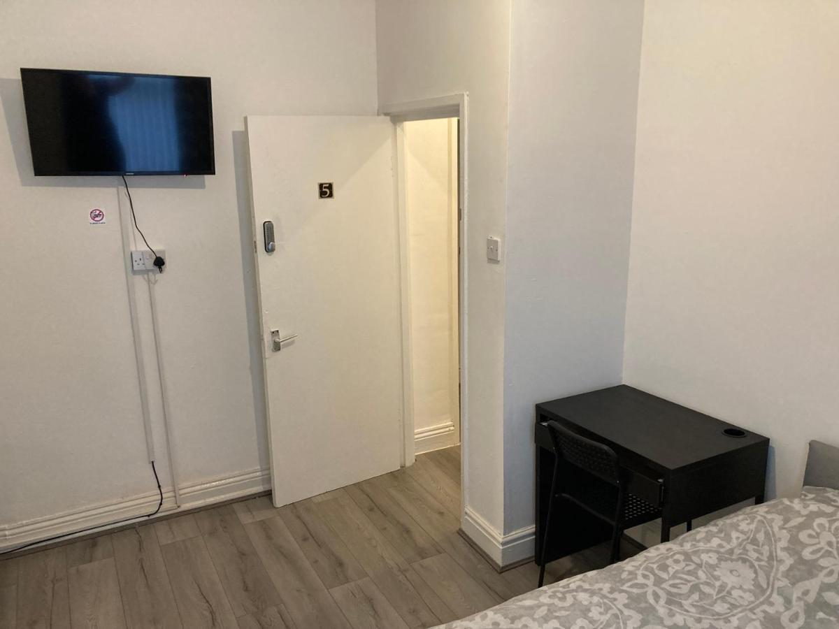 Chosen Rocky Lane Private Rooms ليفربول المظهر الخارجي الصورة