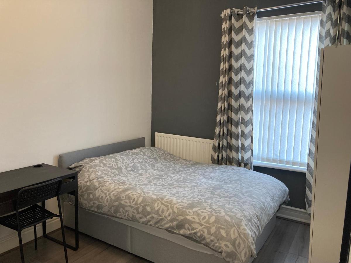 Chosen Rocky Lane Private Rooms ليفربول المظهر الخارجي الصورة